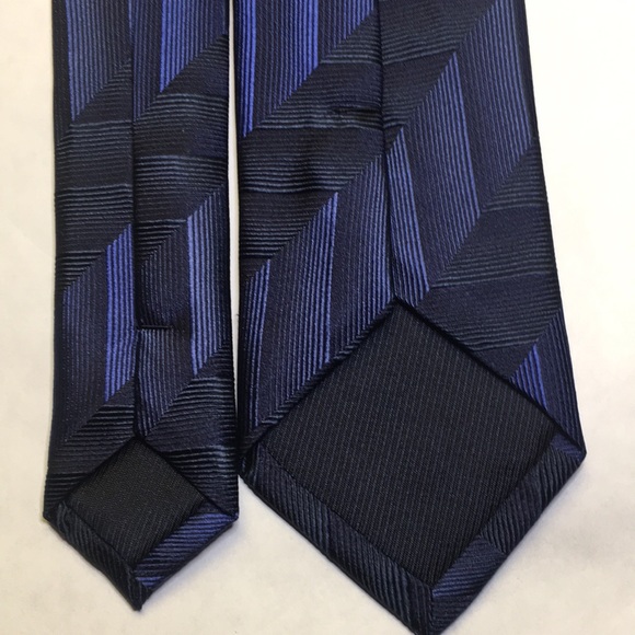 Haight & Ashbury blue/black multi-stripe diagonal striped narrow tie. 100% silk - Picture 4 of 10